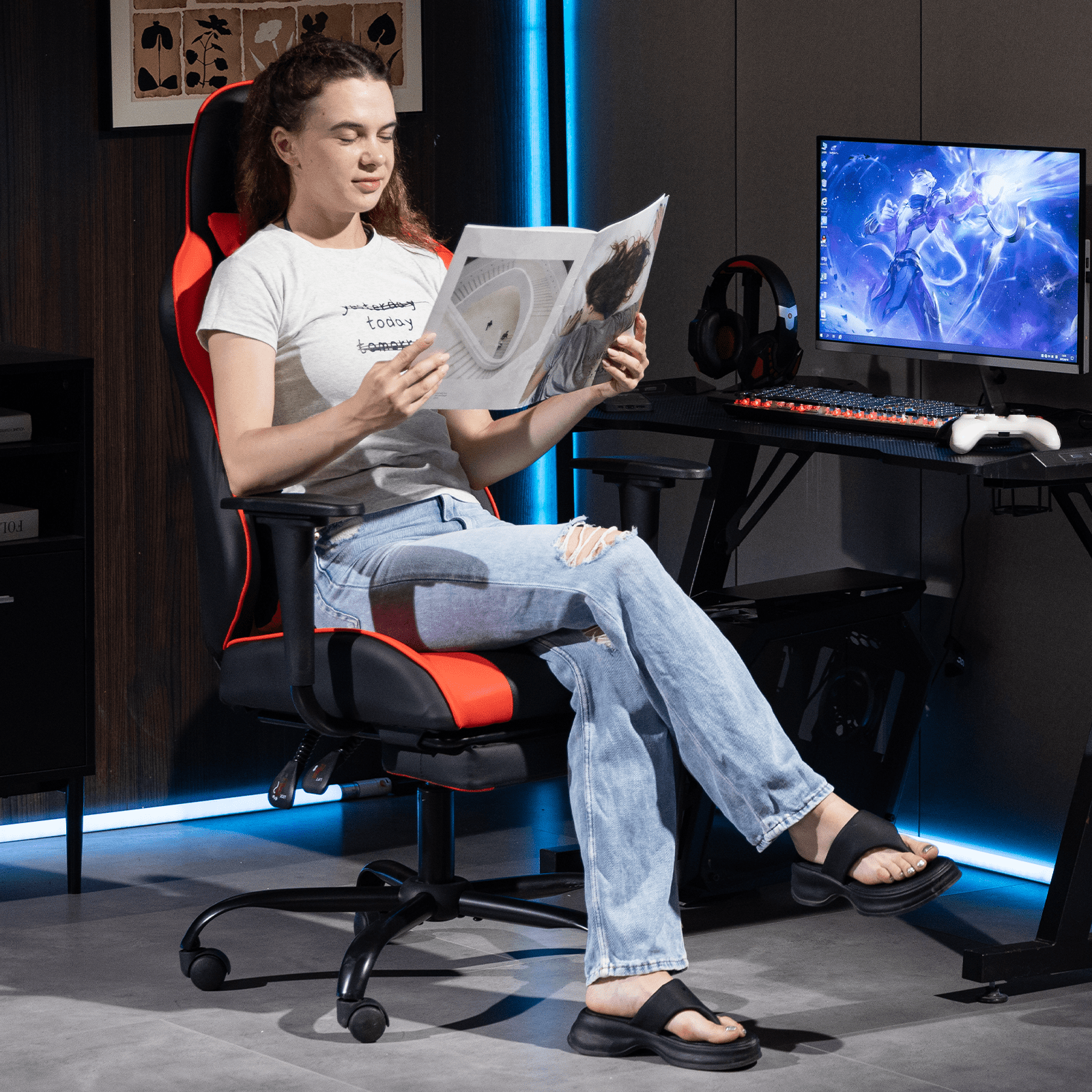 WENTUM Reclining Gaming Chair with Footrest, Massage Racing Office Chair, PU Leather Computer Desk Chair with Head Pillow for Adults, Red