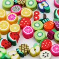 thumbnail image 2 of 20/50/100 cuentas espaciadoras de arcilla polimérica de frutas mixtas para hacer joyas, collares, pulseras, pendientes, accesorios, manualidades hechas a mano, 2 of 5