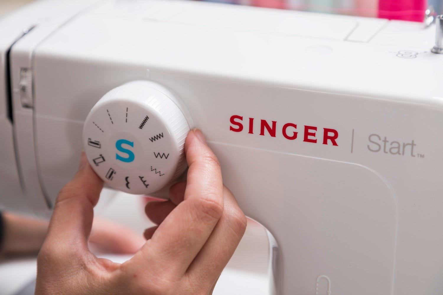 Singer START 1304 Sewing Machine + $65 accessories