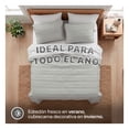 thumbnail image 4 of Edredón Ligero Real Textil + 2 Fundas de Almohada, Juego de Colcha Queen Size, Color Gris Claro, 4 of 9
