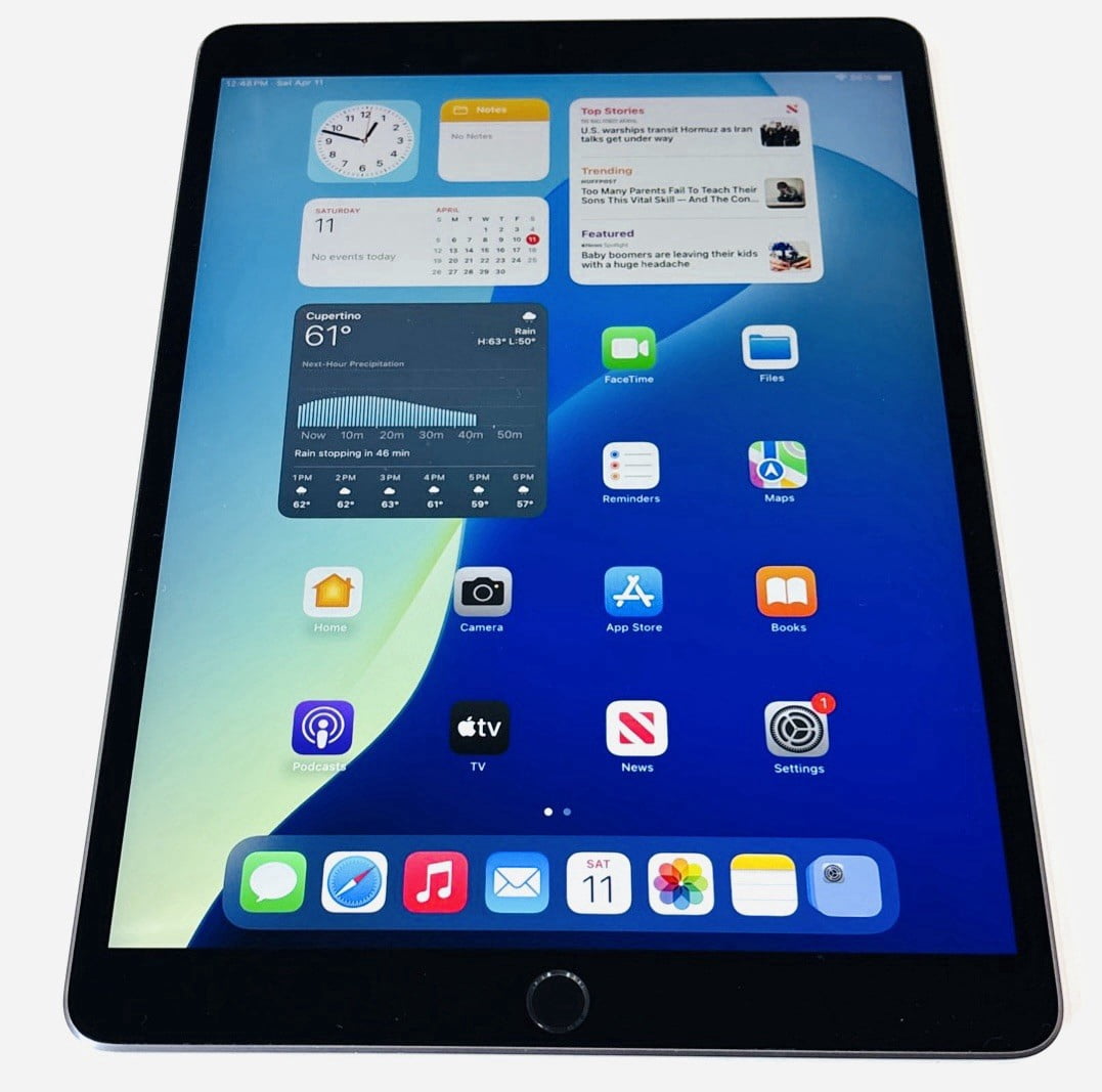 Apple iPad Air 3rd Gen 64GB WiFi Silver, 10.5 Retina Display, Good