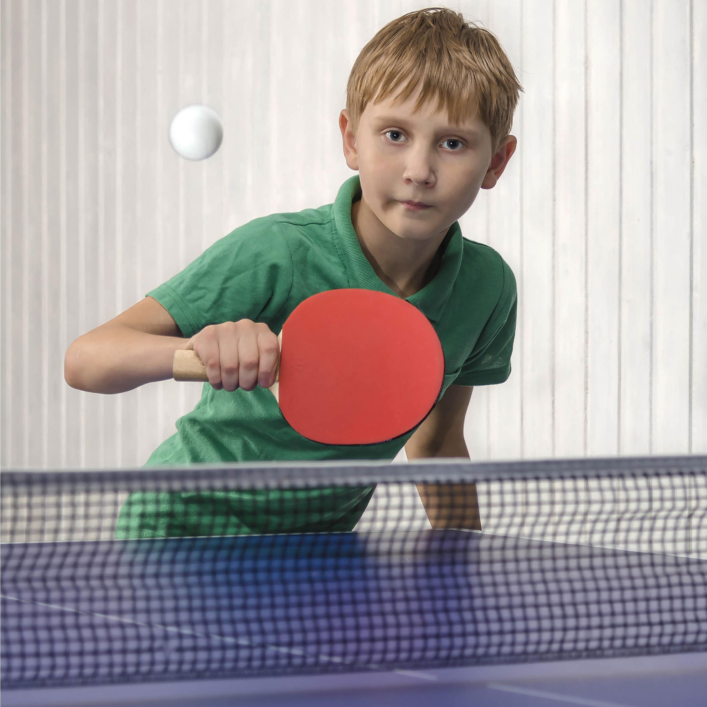 Hey Play Table Tennis Set with Retractable Net, Wooden Paddles, and Balls - image 4 of 7