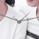 thumbnail image 3 of Juego de 2 collares de acero inoxidable para pareja, para él y para ella, collar con forma de corazón de amor, regalo --- Código de modelo 24528, 3 of 5