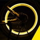 thumbnail image 4 of Luces para ruedas de bicicleta, 2 piezas, luz para rueda de motocicleta, luz para tapa de válvula de neumático, luz para tapa de válvula de rueda, funcionalidad versátil, 4 of 5