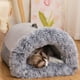 thumbnail image 1 of Caseta Semicerrada para Perro con Asa | Perrera Acogedora con Base Antideslizante para Gatos y Perros | Cueva de Peluche Autocalentable y Relajante | Refugio Portátil y Acogedor para Mascotas En Invi, 1 of 6