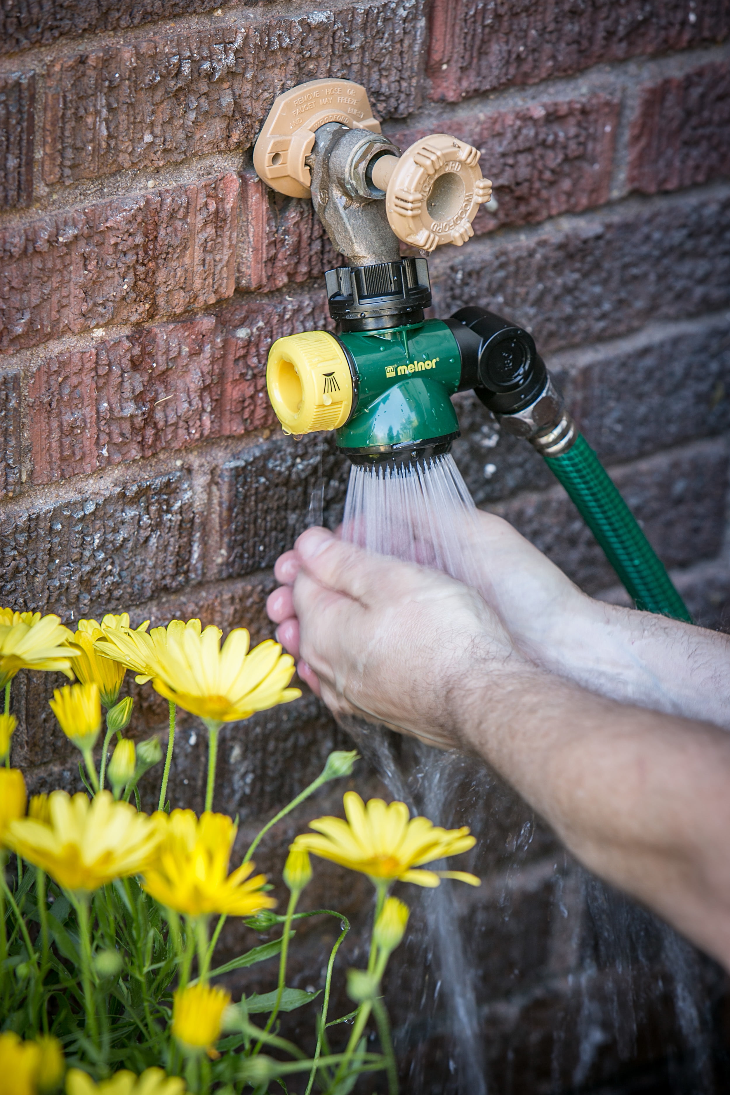 Melnor Wash and Fill Hose Connection Hub