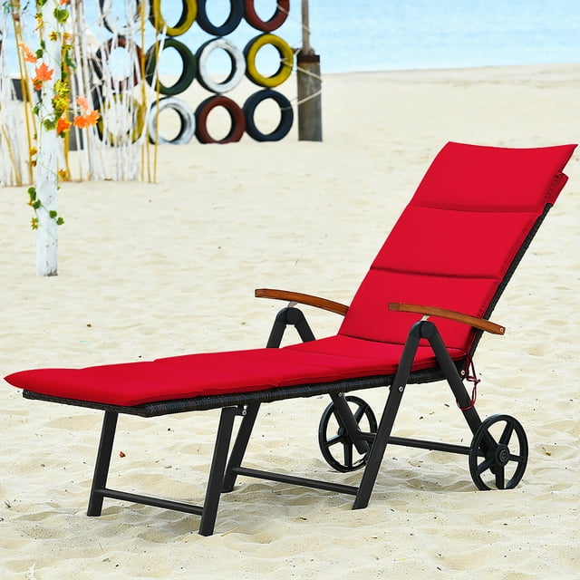 Costway Chaise Longue Pliante en Rotin pour Patio avec Coussin en Aluminium avec Roue Rouge