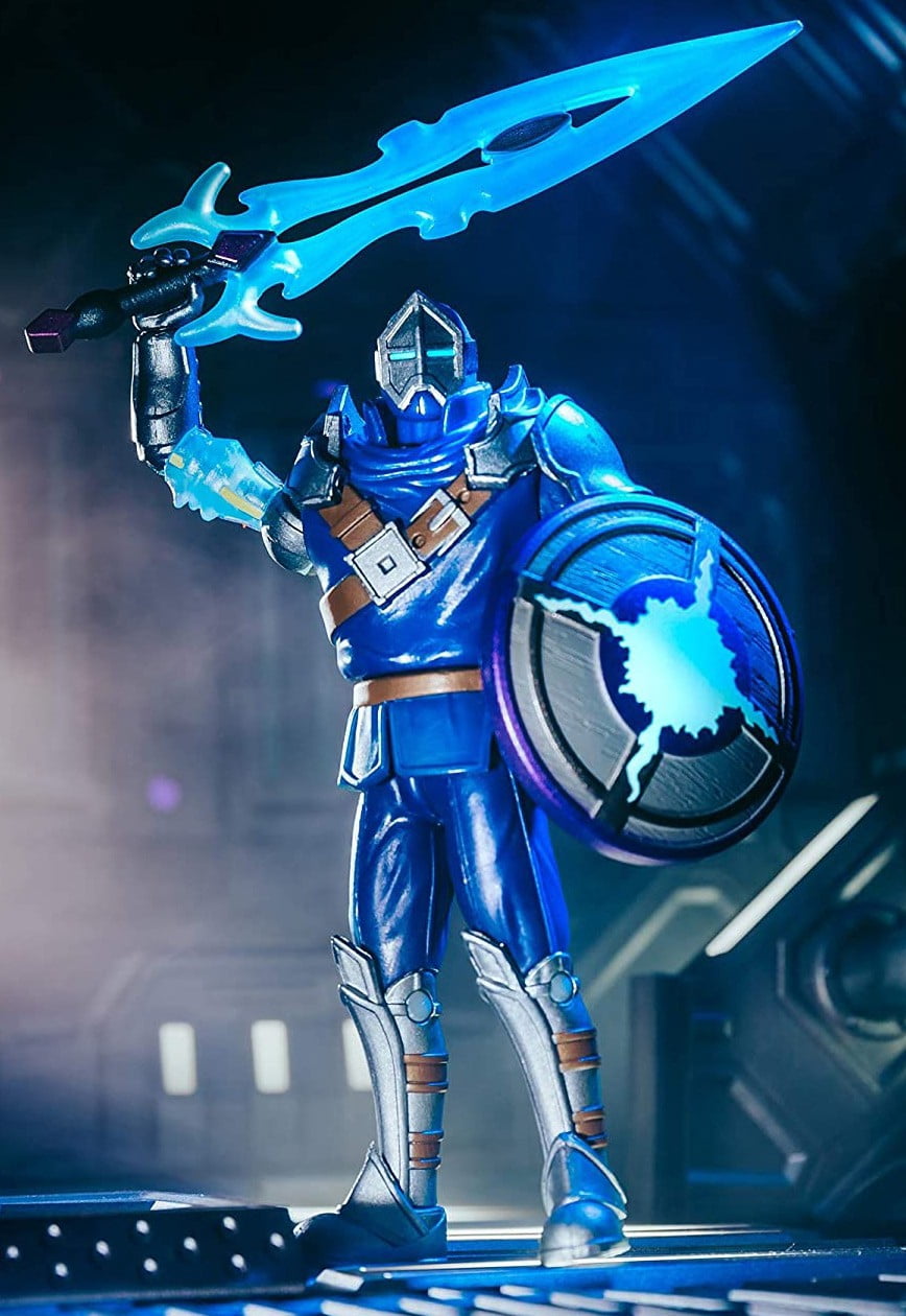 Roblox Imagination Collection - Cythrex, The Darkened Cyborg Knight Figure Pack [Includes Exclusive Virtual Item]