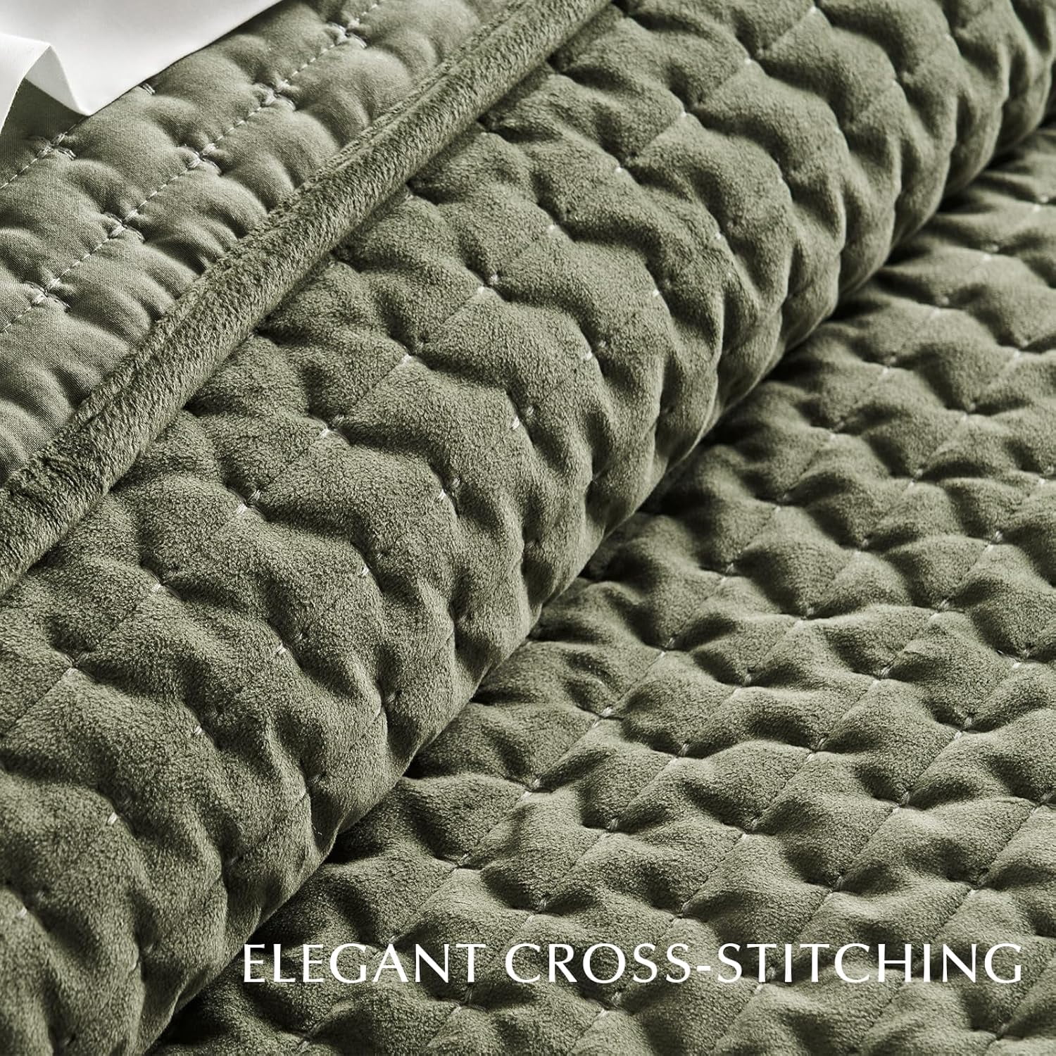 EverGrace Luxury Velvet Quilt Set Queen Size 3 Piece, Soft Cross-Stitch Velvet Comforter Set with Pillow Shams, Lightweight Coverlet Bedspread Bedding Set for All Seasons, Moss Green