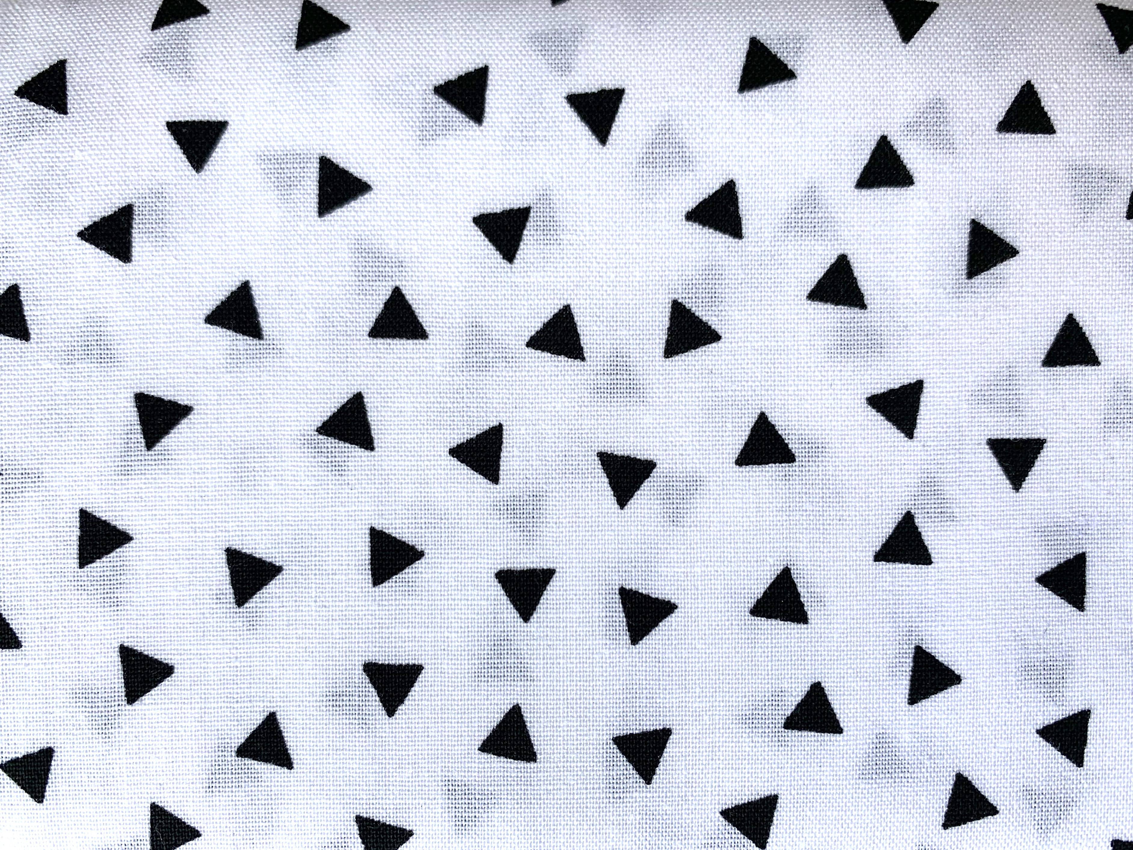 (3 pack) Mainstays 100% Cotton 1 Yard Precut Fabric Black Triangle