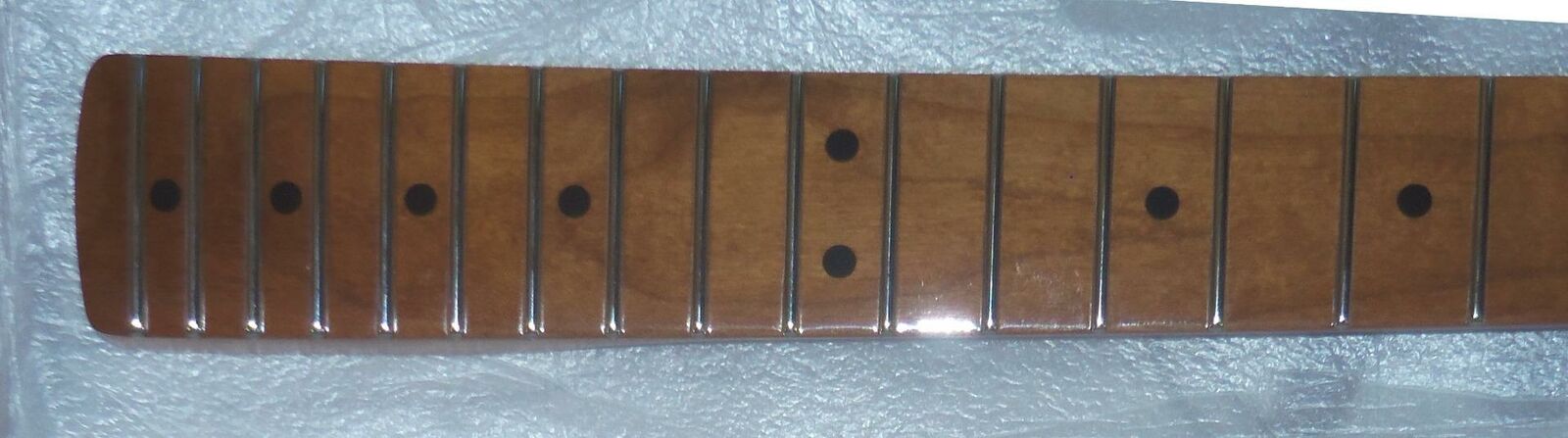Fender® Vintera 70`s Mod Roasted Maple Strat Neck~9.5" Radius~70`s "C"~Brand New