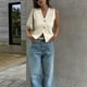 thumbnail image 3 of Chaleco corto de punto FindThy para mujer, cuello en V, con botones, color beige, 3 of 5
