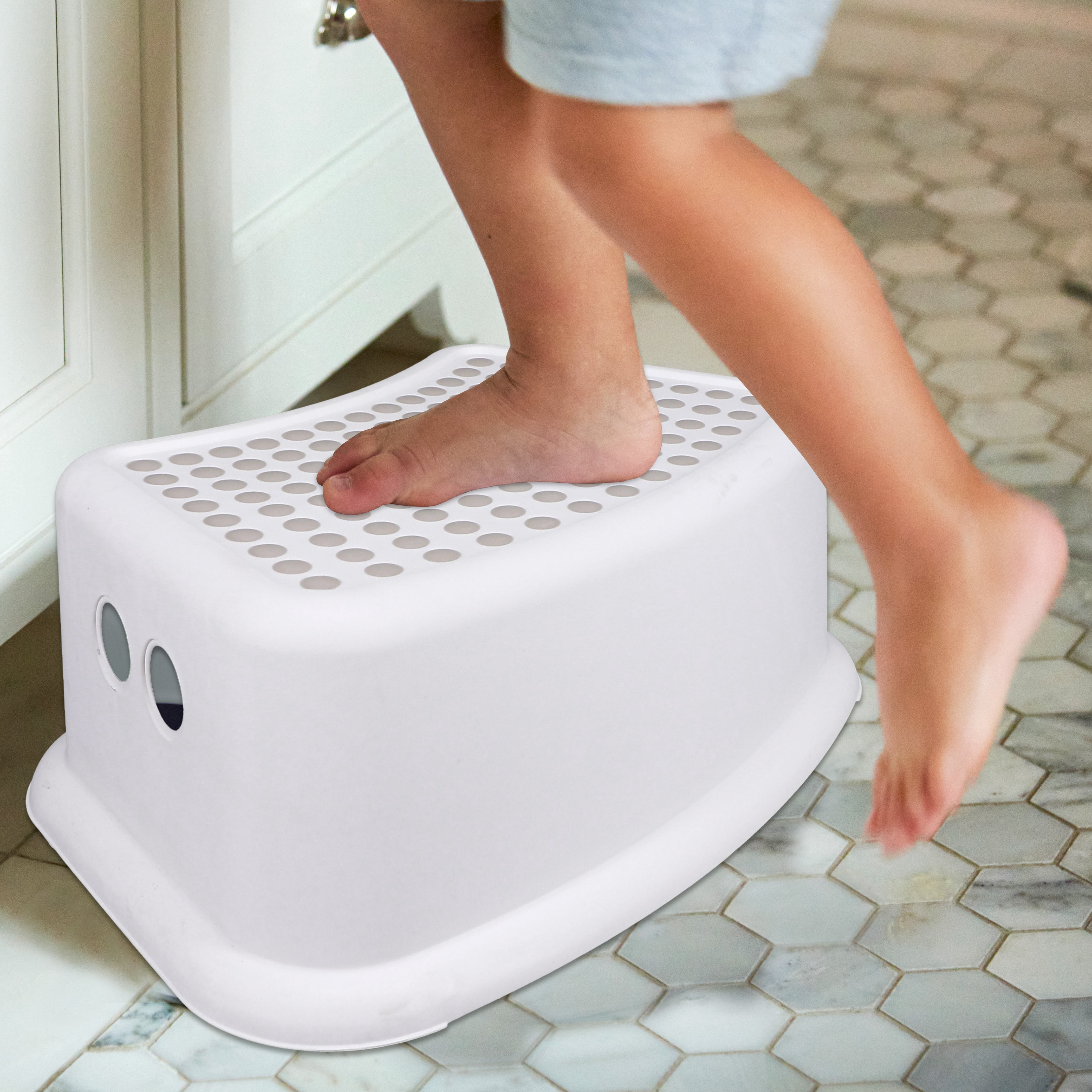 Idea Factory Non-Slip Step Stool, White