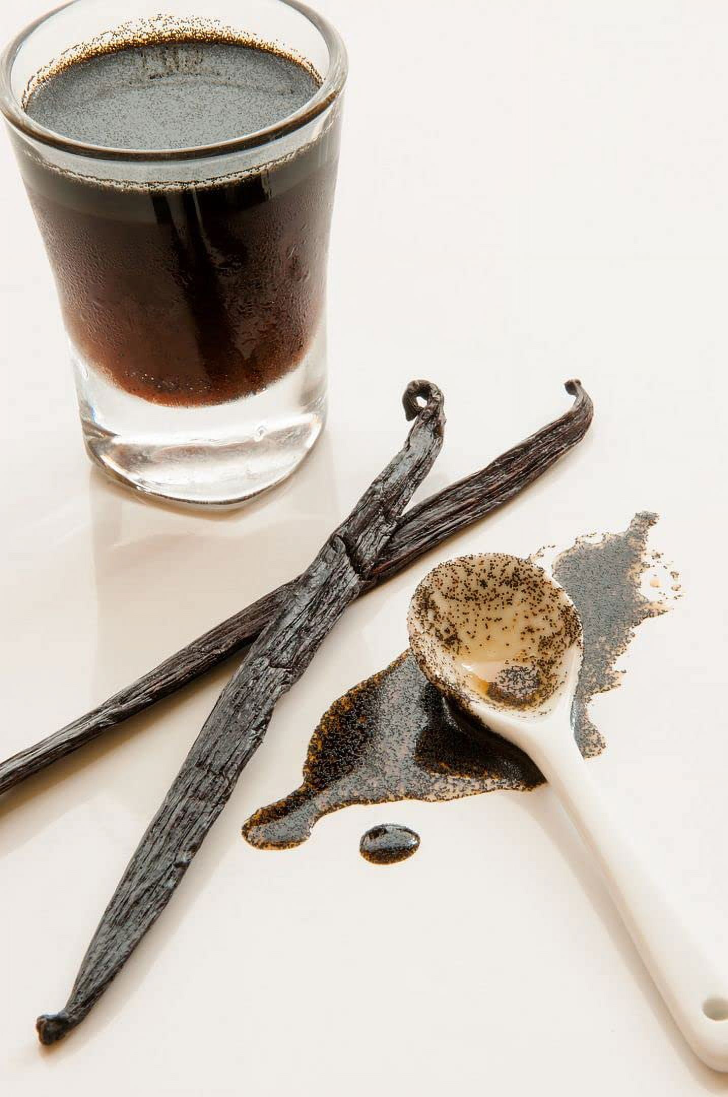 Pompona Madagascar Vanilla Beans - Whole Grade A Vanilla Pods for Vanilla Extract and Baking - 8 OZ