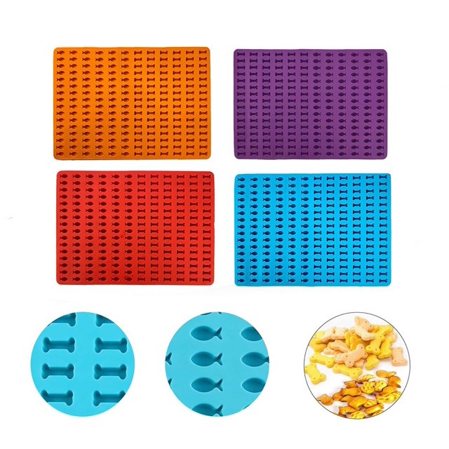 Vaidha Multi-purpose Mat Fish Shapes Mat Baking Mat Dog Biscuits