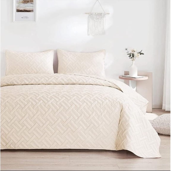 Sonic Harmony Bedspread - Pink