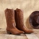 thumbnail image 3 of Botas DREAM PAIRS estilo vaquero media caña con caña de 25 cm color tan talla 8.5, 3 of 7