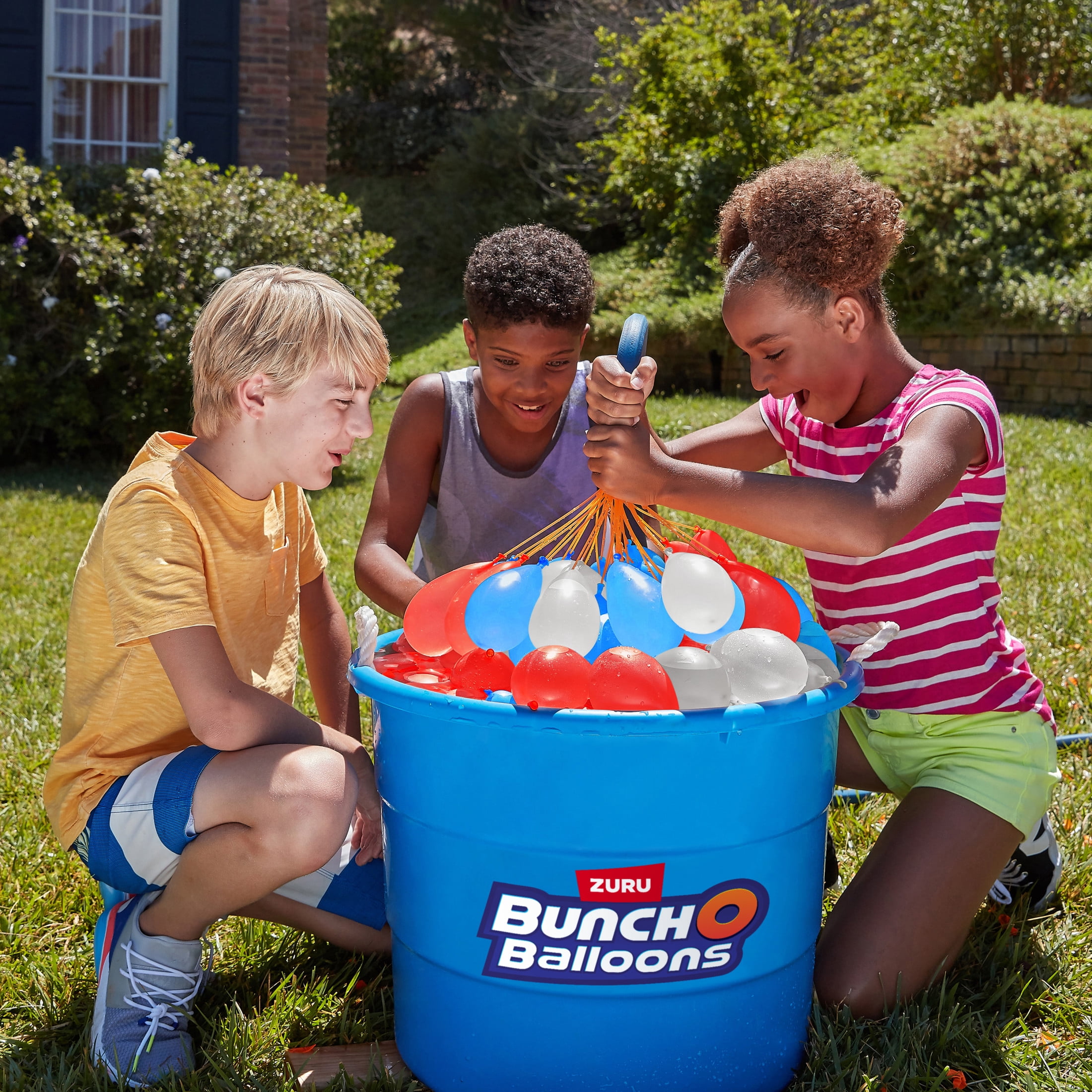 Bunch O Balloons Red, White & Blue 100+ Rapid-Filling Self-Sealing Water Balloons (3 Pack) by ZURU