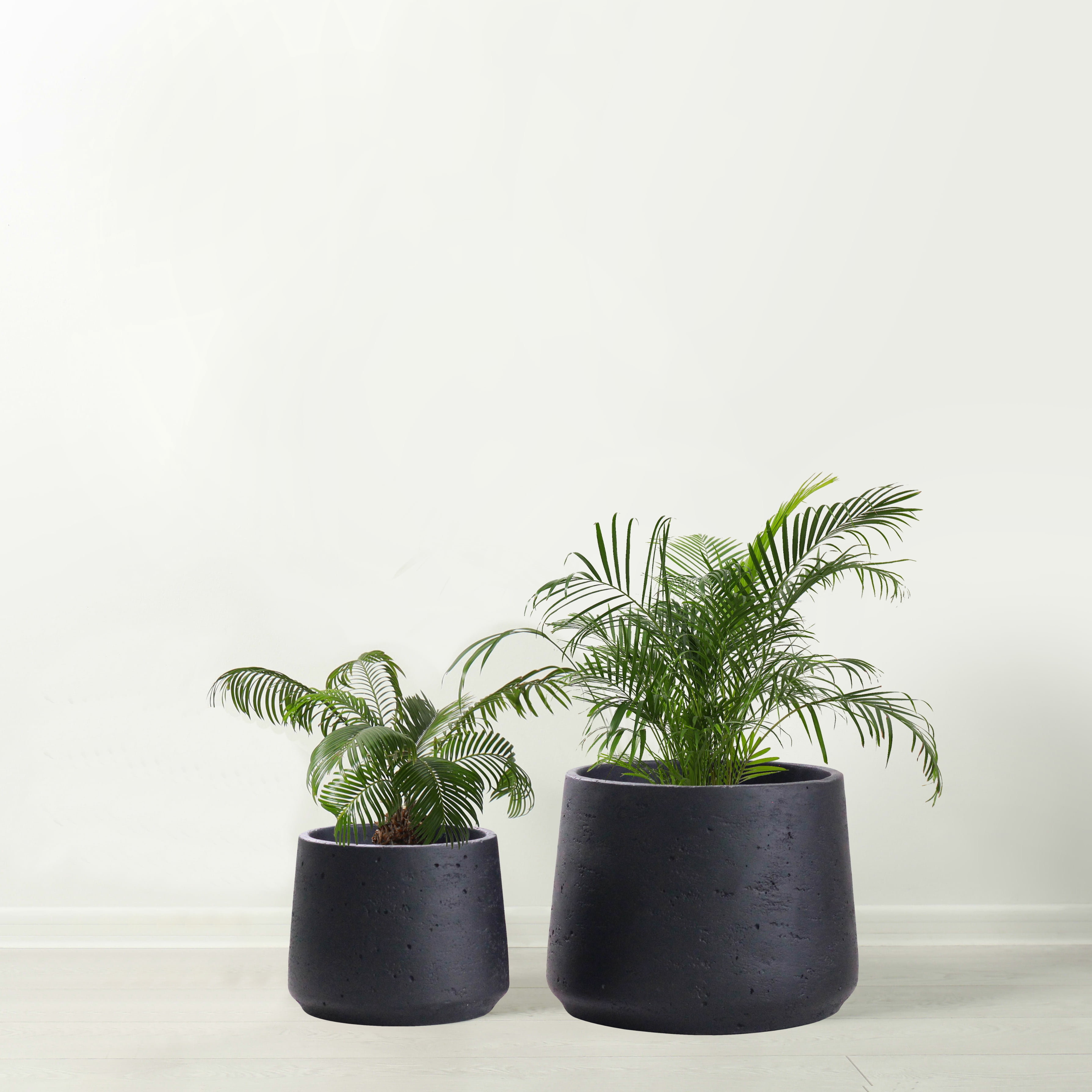 Olly & Rose Matt Black Ceramic Plant Pot Set of 2 - Indoor Outdoor Planters Textured Effect