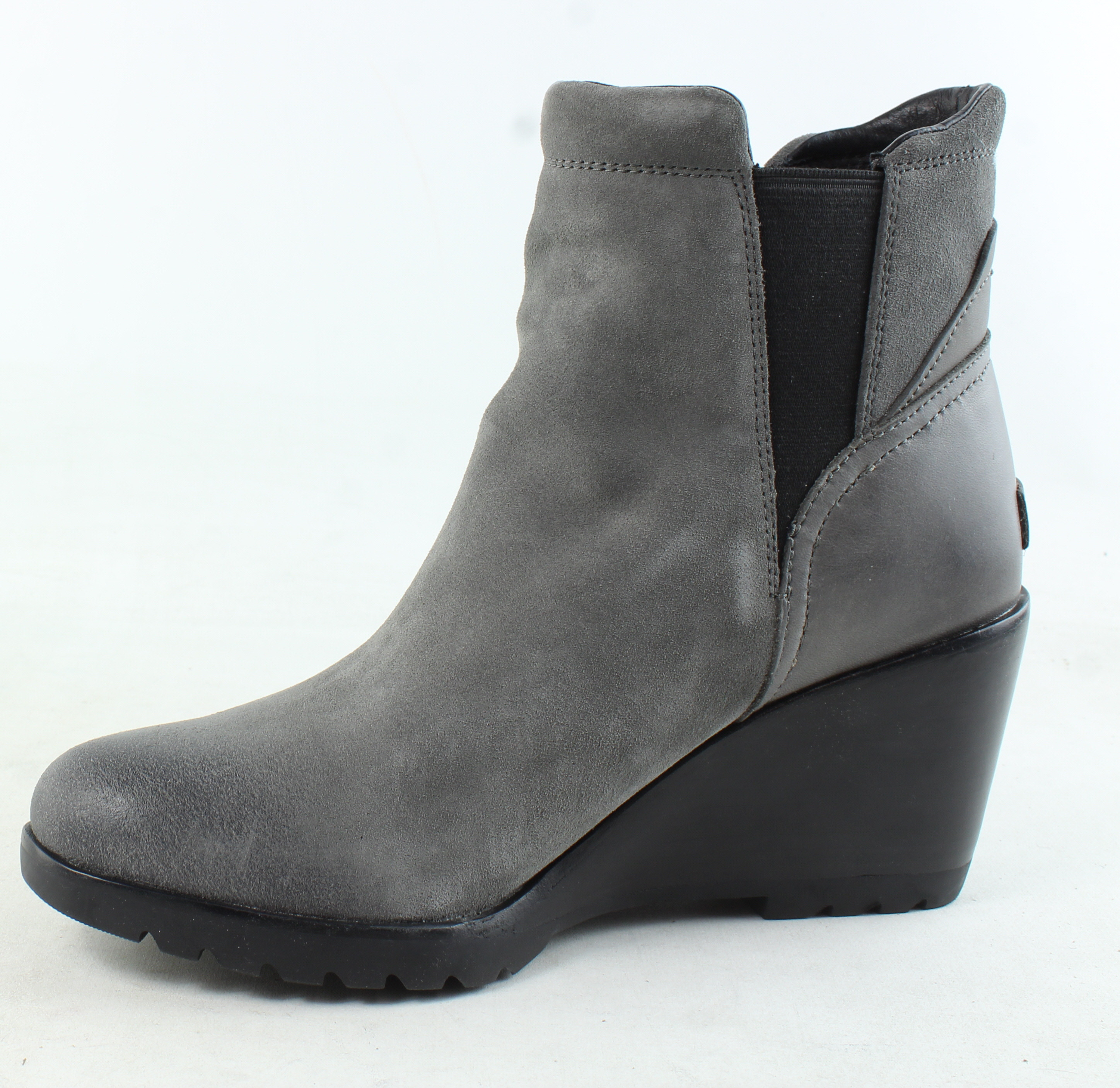 sorel after hours chelsea boot black