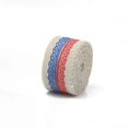 thumbnail image 2 of Rollo de cinta de yute AAYU 13,7 m ecológica con encaje rojo y azul, 2 of 4