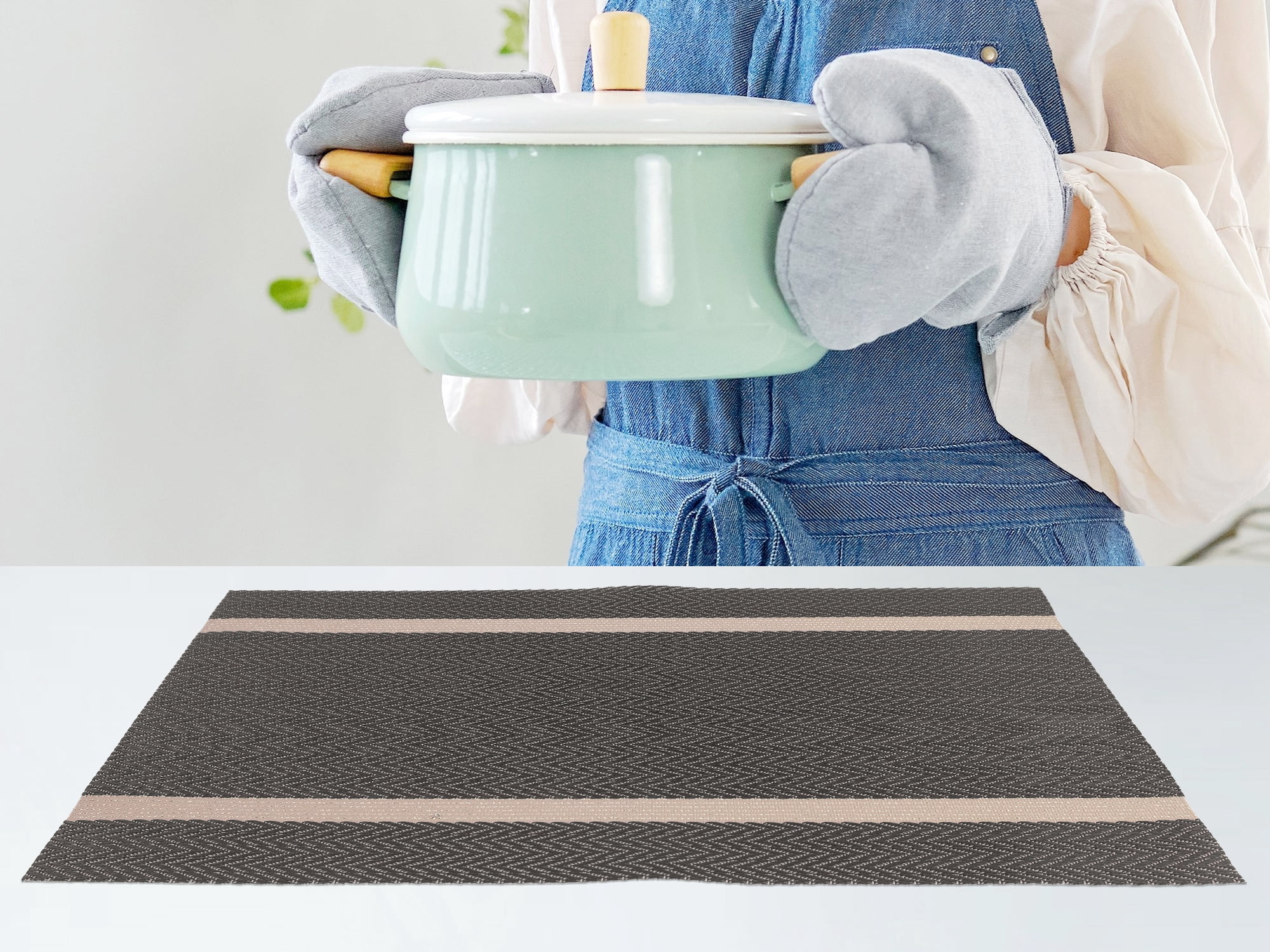 Unique Bargains Set of 8 Vinyl Placemats for Kitchen Washable Table Placemats Brown