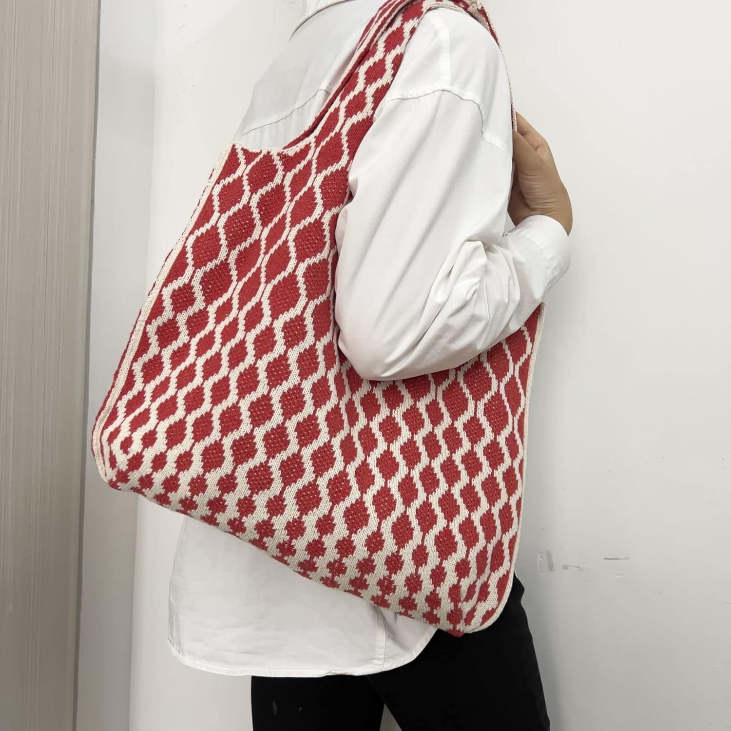 Kukuzhu Women's Crochet Tote Knit HandBag Grunge Purse Y2K Hippie Large Shoulder Bag Cottage Core Accessories (Red,One size)