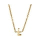 thumbnail image 1 of Un collar de oro con las iniciales de un nombre femenino de moda es un regalo para adolescentes femeninas, 1 of 5