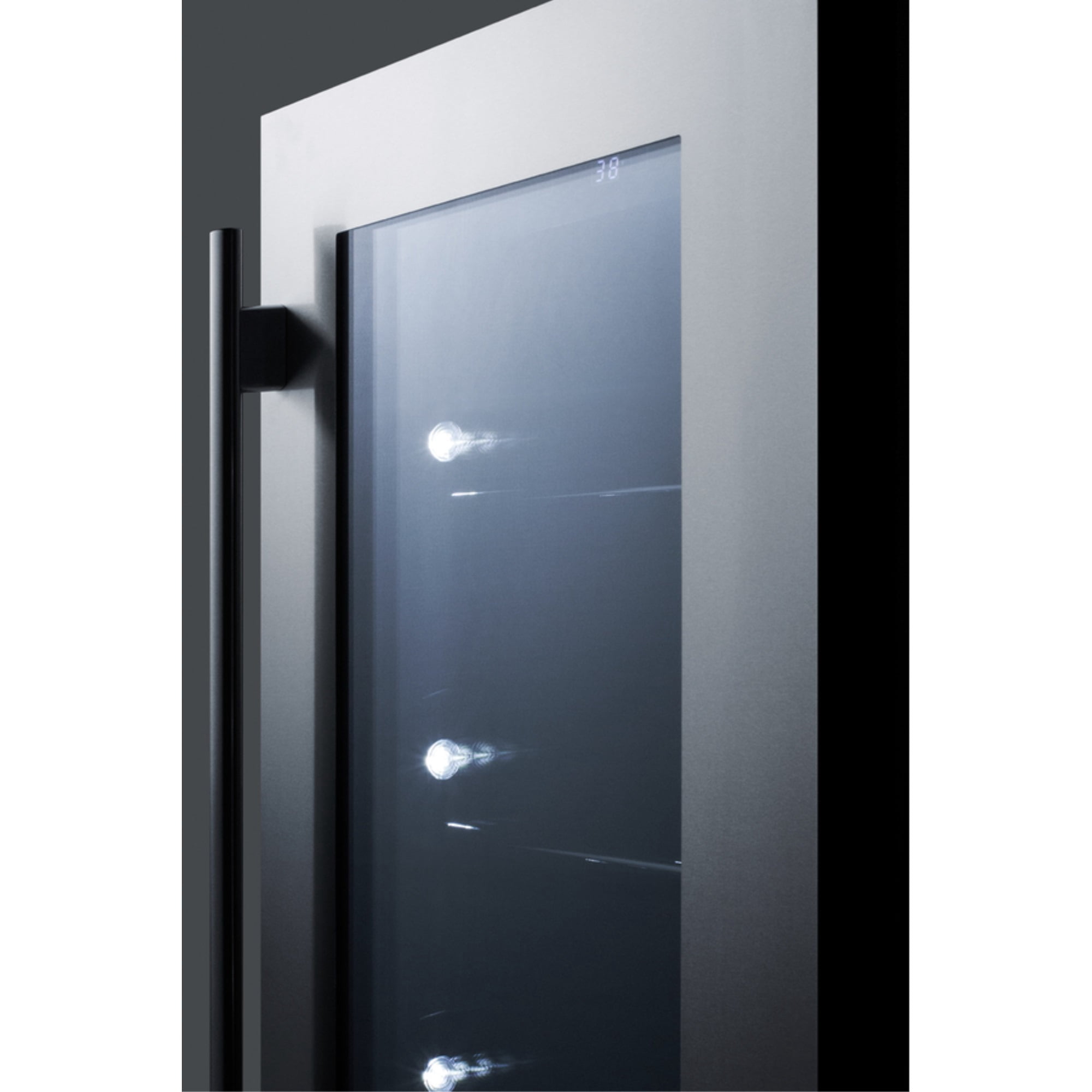 18" Built-In Beverage Cooler w/SS Cabinet and SS Door