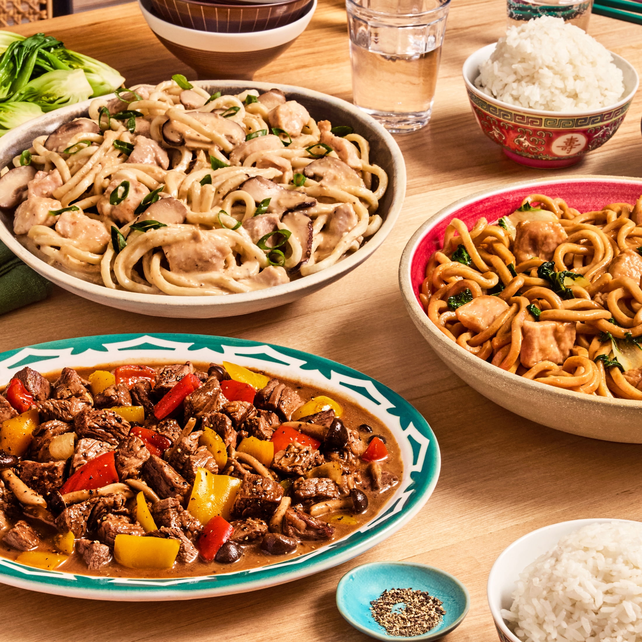MiLa Creamy Udon Noodles with Chicken & Shiitake Mushrooms, 38 oz