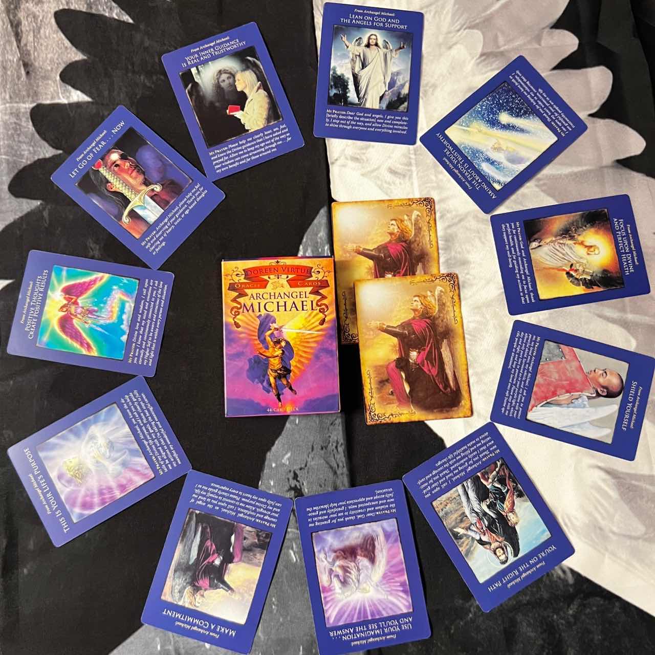 Cartes Oracle De L'Archange Michael - Jeu De Cartes Divinatoires, Avec Sac En Velours, Guide PDF