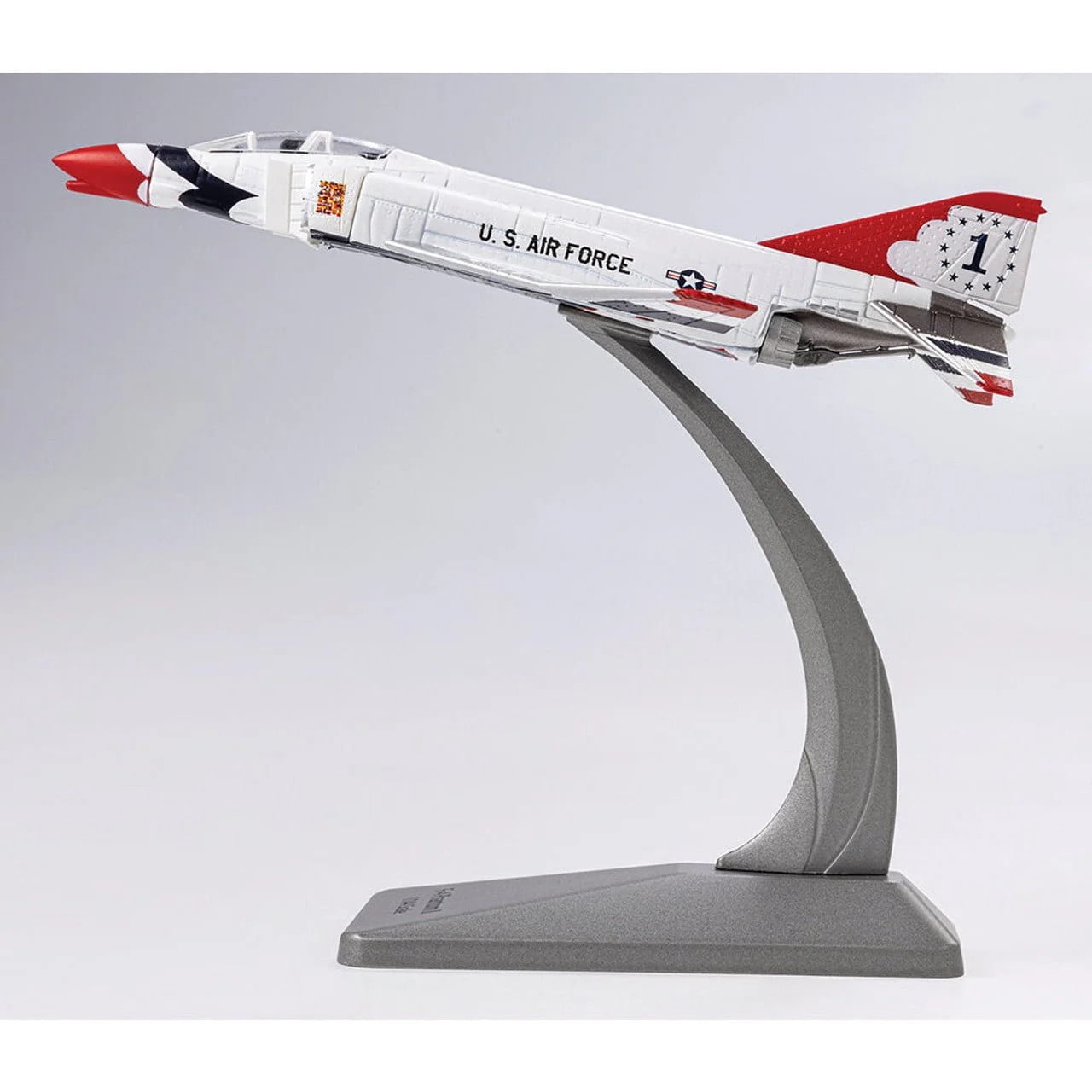 McDonnell Douglas F-4 Phantom Aircraft "No. 1, Thunderbirds" US Air Force "Collector Series" 1/144 Diecast Model by Air Force 1