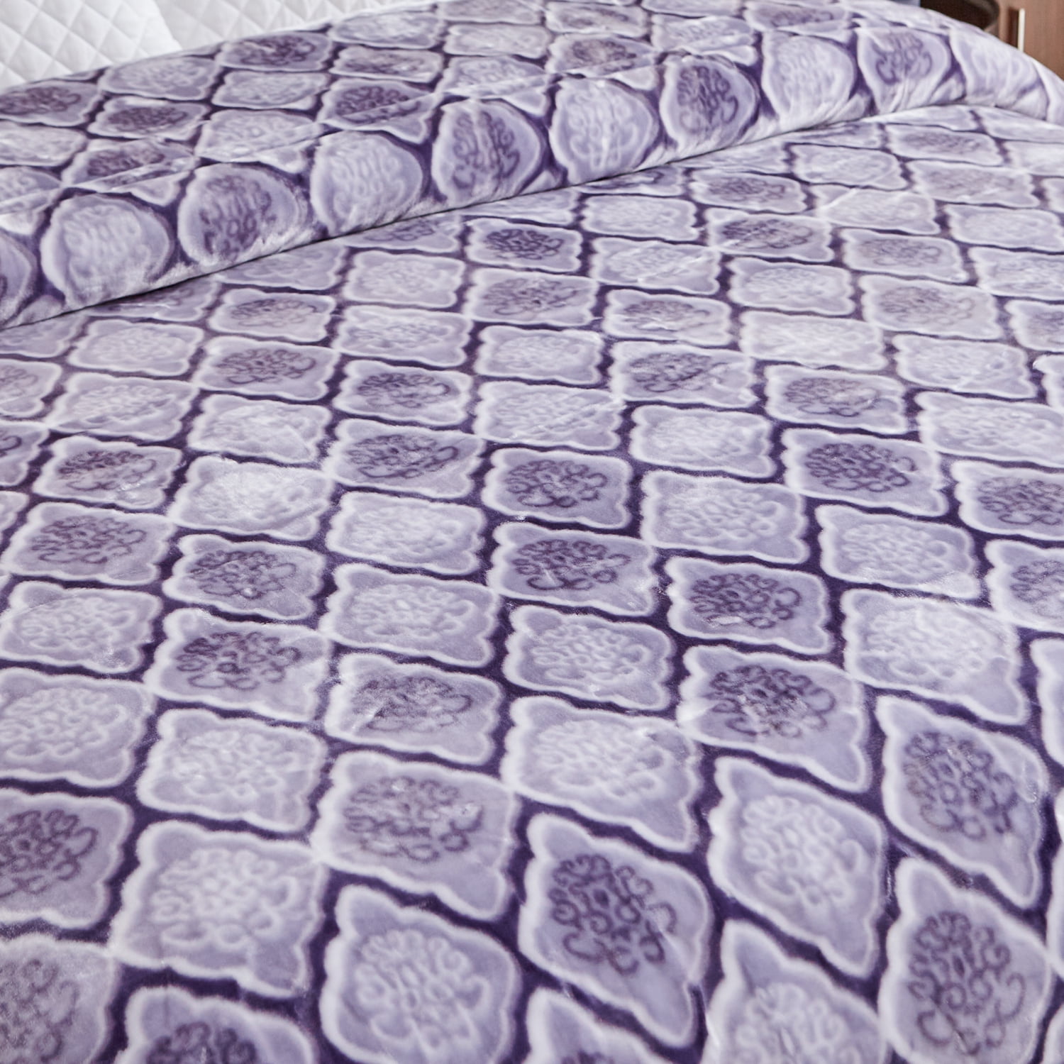 Heavy Thick Fleece Blanket King Size, 10.5lbs,2 Ply A & B Pattern Silky Soft Warm Reversible Raschel Winter Blanket, Minky Soft Plush Blanket for Sofa Bed, 87"x94", Navy Grey Floral