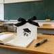 thumbnail image 5 of Bolsa de regalo de graduación | Bolsa para envolver regalos para profesores y estudiantes | Bolsa de recuerdo con estampado de birrete de graduación, 5 of 6