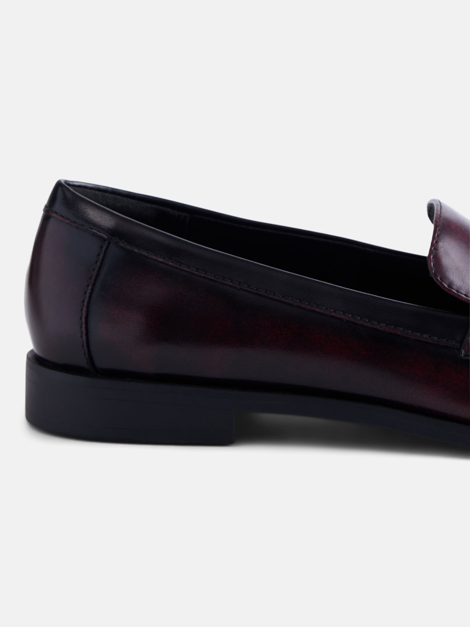 No Boundaries Women's Faux Leather Loafers