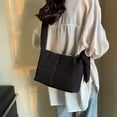 thumbnail image 4 of Bolso bandolera acolchado de nailon para mujer – Bolso cruzado de color liso para ir al trabajo, bolso pequeño de gran capacidad para guardar artículos esenciales diarios., 4 of 6