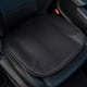 thumbnail image 1 of Cojín de Asiento Ventilado con Puerto Usb, Transpirable y Fresco para El Verano, Ajuste de Tres Velocidades, Apto para Todo Tipo de Asientos de Coche, Sillas de Casa y de Oficina., 1 of 7