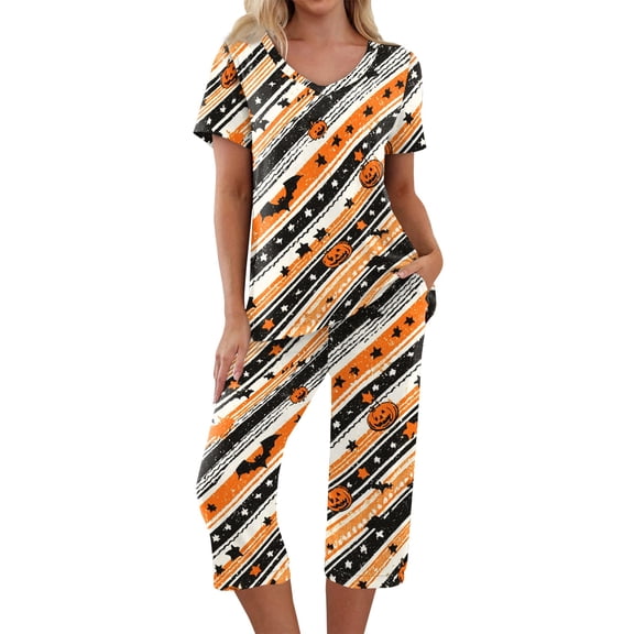 Halloween Pajamas Women Set Halloween Matching 2 Piece Set Short Sleeve Top and 7/8 Pants Women Sleepwear for Trick-Or-Treat, Parties, Lounge Black L