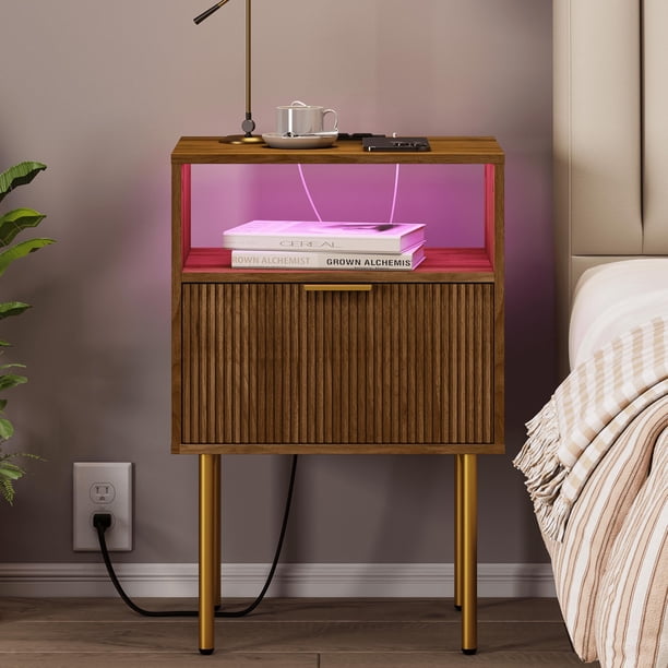 Mesa de noche JOONEE con enchufe y luz LED, mesa auxiliar con cajón de almacenamiento, mesa con estrías para sala y dormitorio