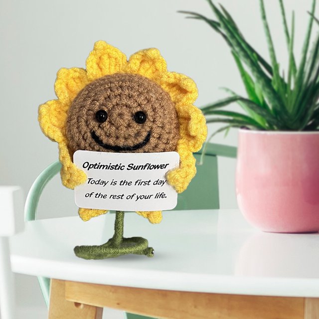 Muñecas de tejido de felpa con tarjetas mini juguetes hechos a mano creativos inspiradores de muñecas de crochet regalos de cumpleaños para amigos