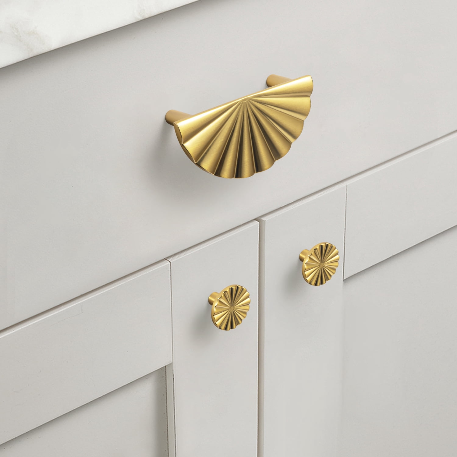 Goo-Ki 1.5"(38mm) Diameter Brushed Gold Kitchen Cabinet Knob, Closet Classic Zinc Alloy Drawer Knobs with Round Flower Design, 6 Pack