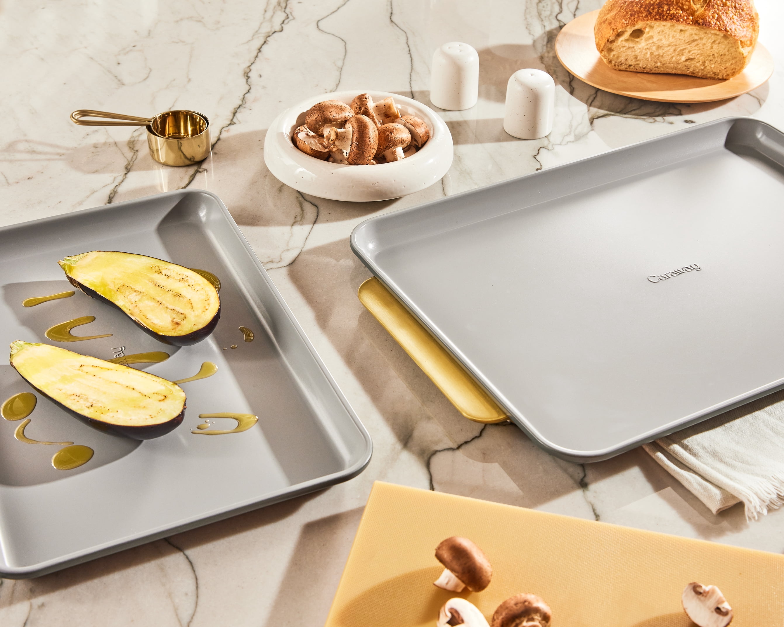 Caraway Non-Stick Ceramic Baking Sheet Duo - Naturally Slick Ceramic Coating - 18 x 13" Large & 15 x 10" Medium - Navy