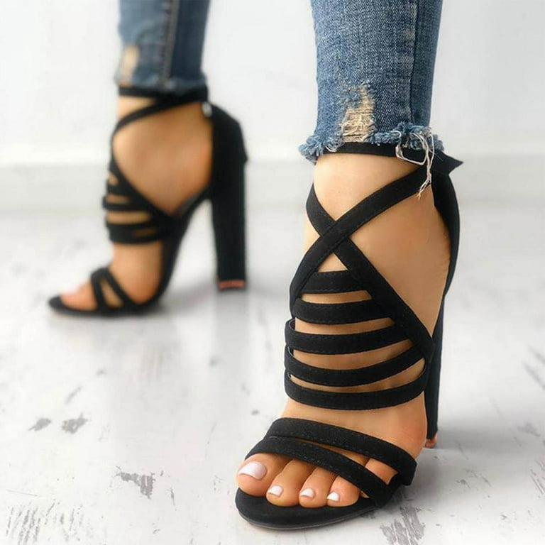 Platform Chunky Heels for Women, Platform High Heels with Block Heel and  Ankle Strap Design, Vintage Lace up Club High Heel Shoes (Color : Gold,  Size : 39) : : Clothing, Shoes & Accessories