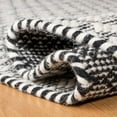 thumbnail image 6 of SAFAVIEH Kilim Mary Diamond Area Rug, Black/Ivory, 4' x 6', 6 of 7