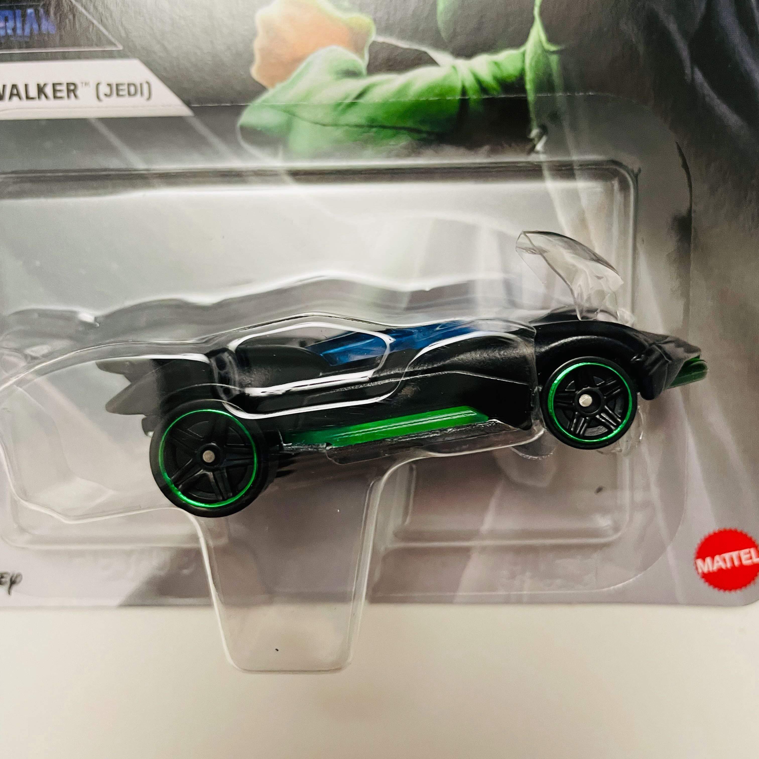 Star Wars Hot Wheels Character Cars Luke Skywalker Diecast Car (Jedi)