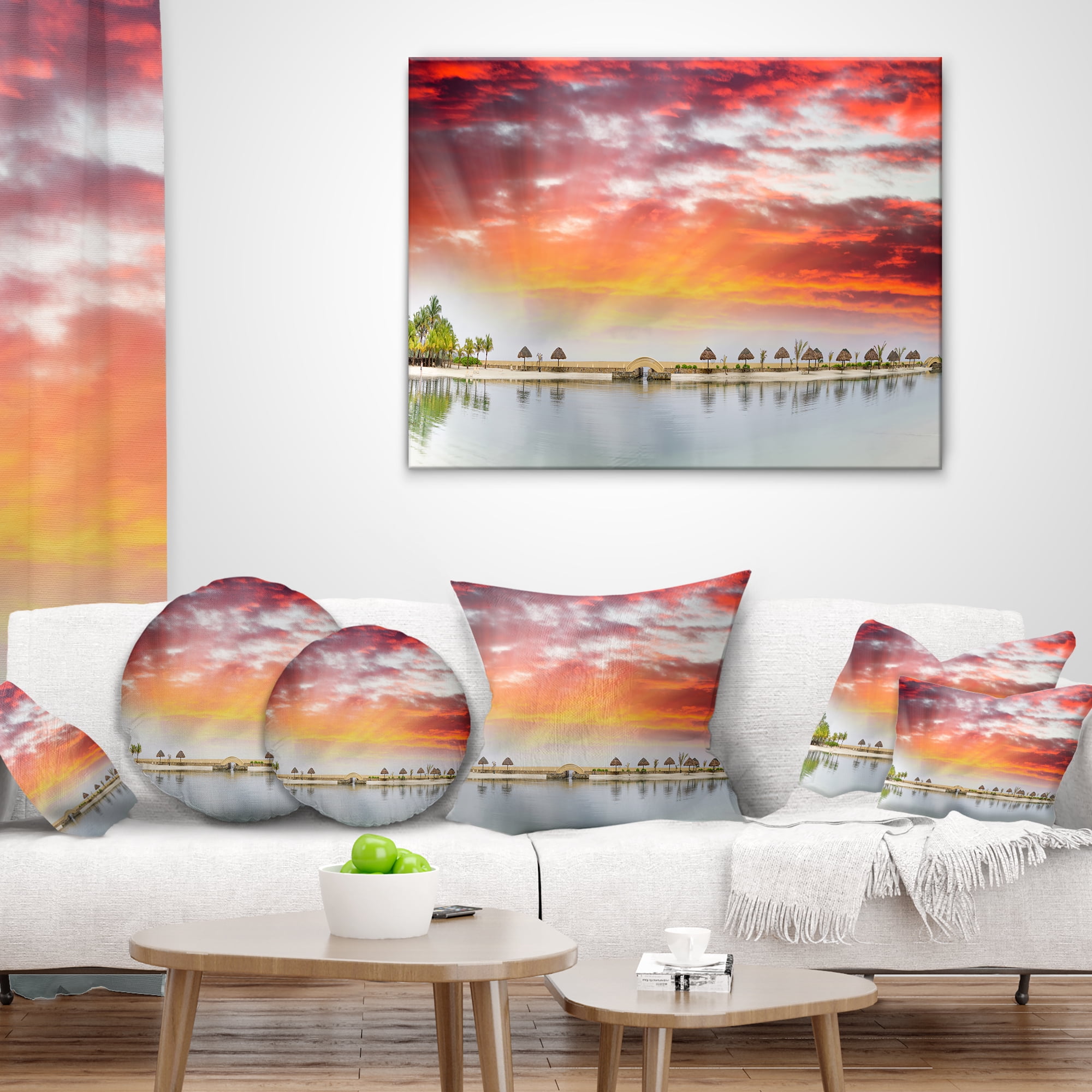 Designart Roatan Beach Sunset Panorama - Seashore Photo Throw Pillow - 18x18
