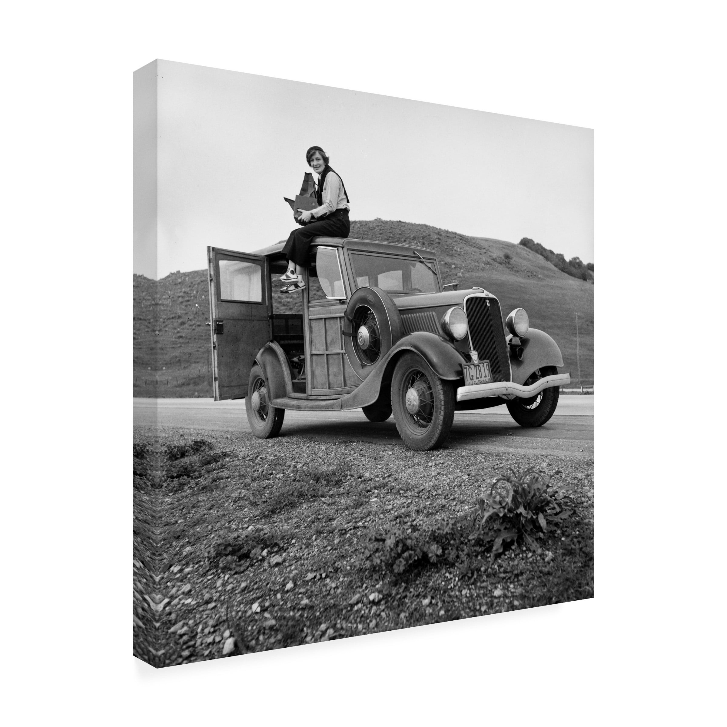 Print Collection 'Dorothea Lange Portrait of the Photographer' Canvas Art