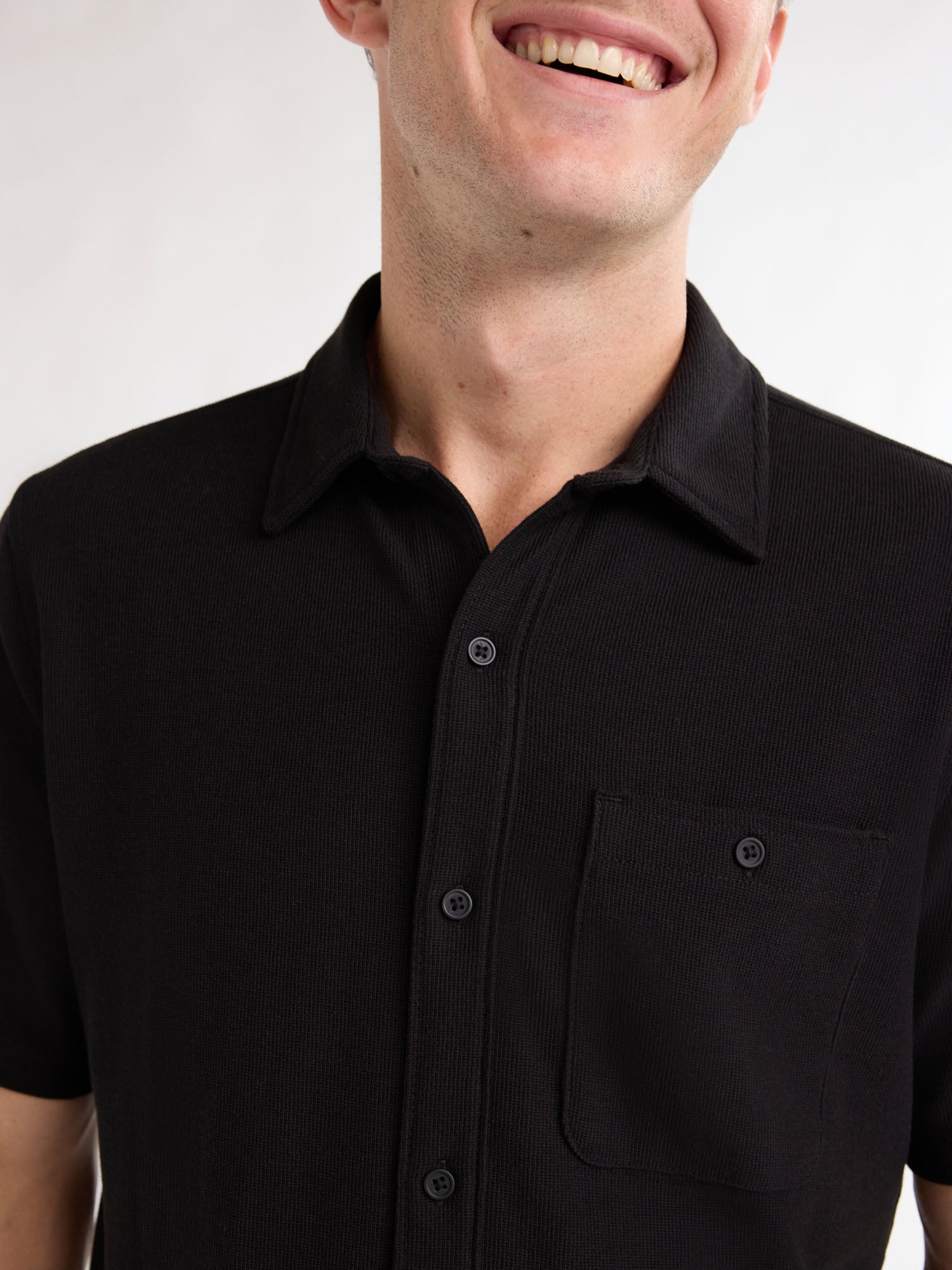 Free Assembly Men's Waffle Knit Button-Up Shirt with Short Sleeves, Sizes XS-3XL