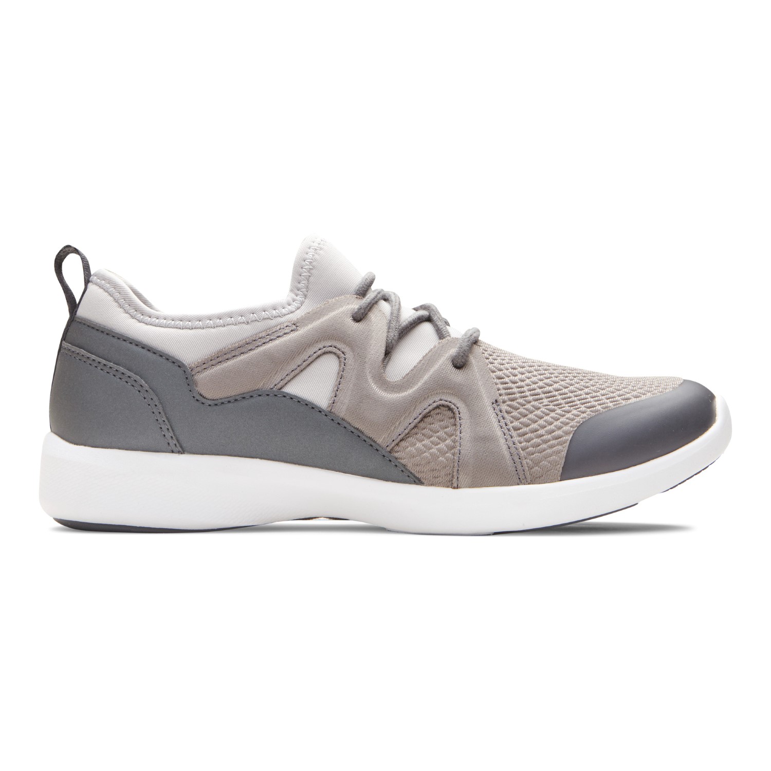 vionic women's sky storm active sneaker