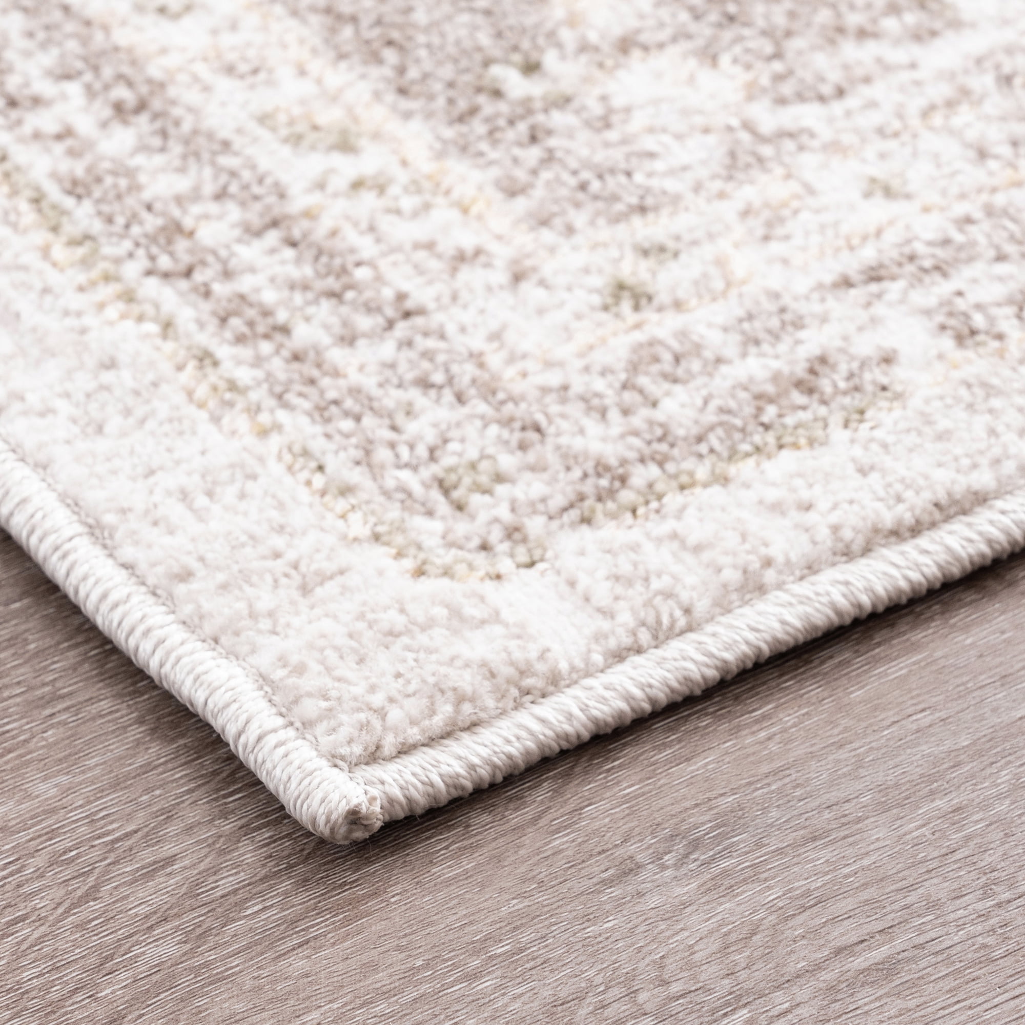 Bliss Rugs Magic Traditional 5' x 7' Beige and Cream Indoor Area Rug